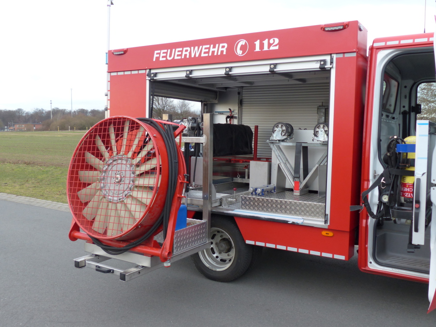 Gerätewagen GW Feuerwehr Meyer